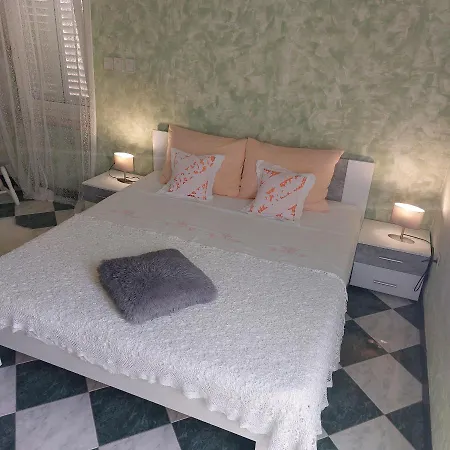 Kuca Za Odmor Lucy *