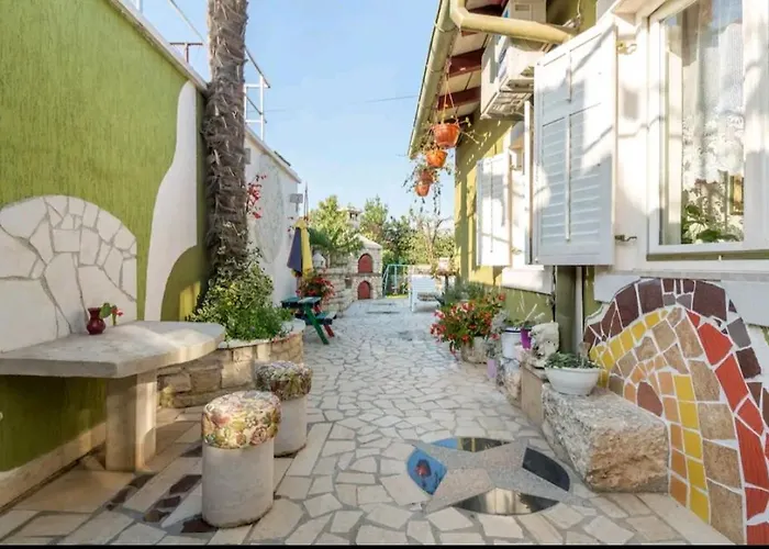 Kuca Za Odmor Lucy Apartment *