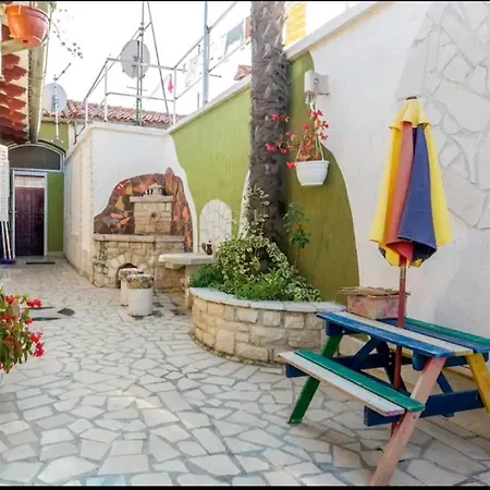 Kuca Za Odmor Lucy Appartement Pula